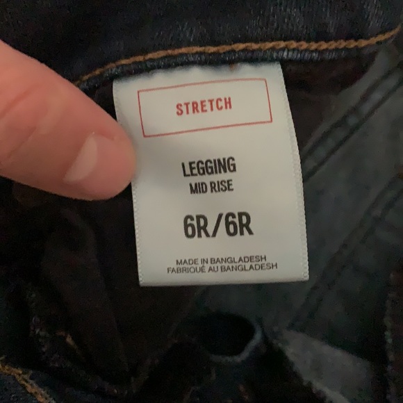 Express Mid Rise Stretch Skinny Jeans - Picture 2 of 3